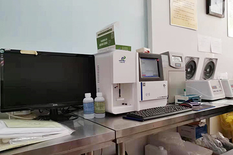 诊所用成人抖音视频分析仪成人抖音91视频之低智儿童的症状